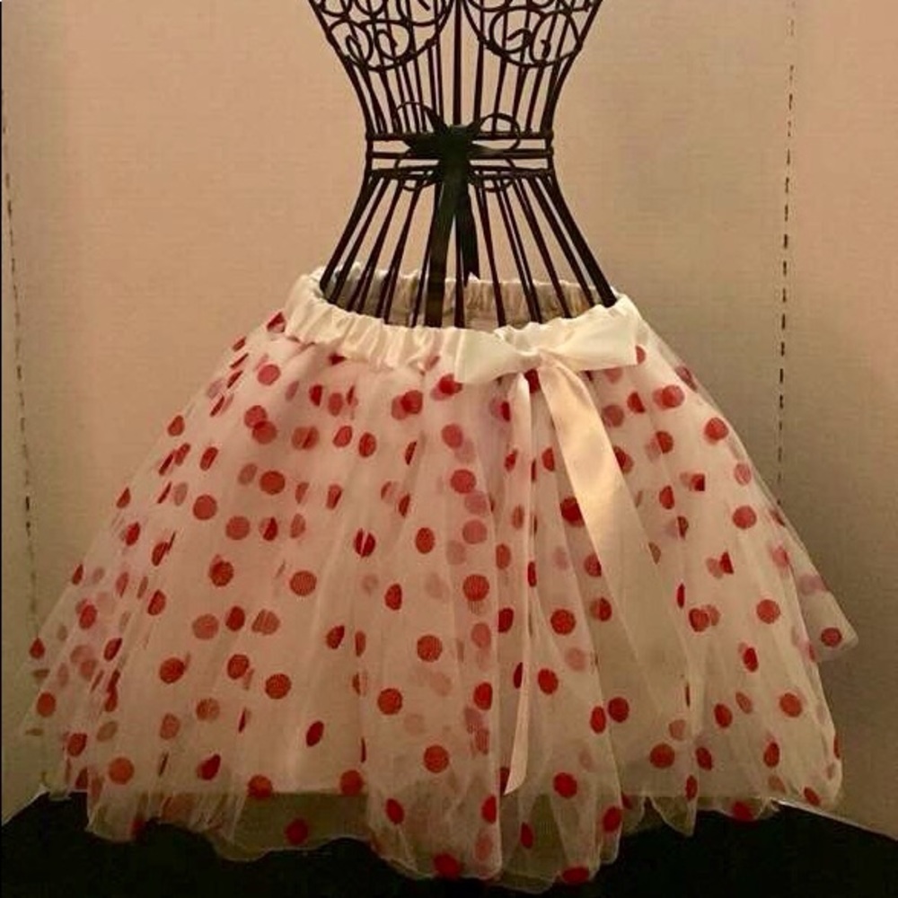 Little Girls White Tutu w/red dots.